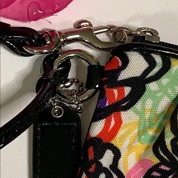 Coach Wristlet Floral Colors of the RAINBOW - Picture 3 of 7